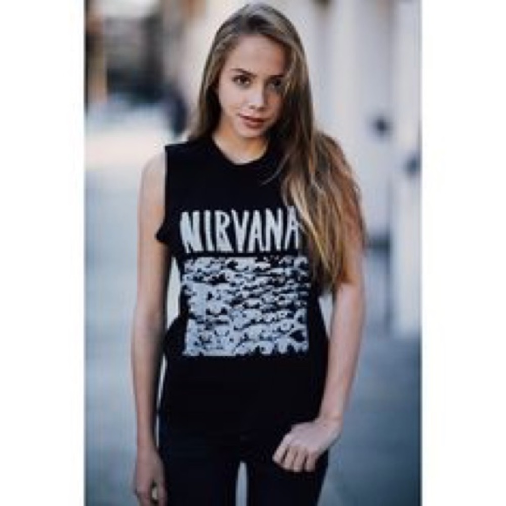Nirvana Cut-off Tank